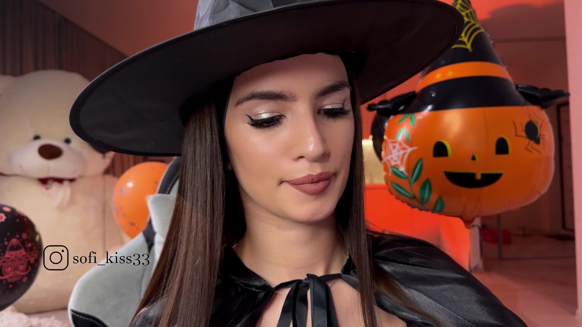 Sofi-Mi Live Sex December 17, 2025