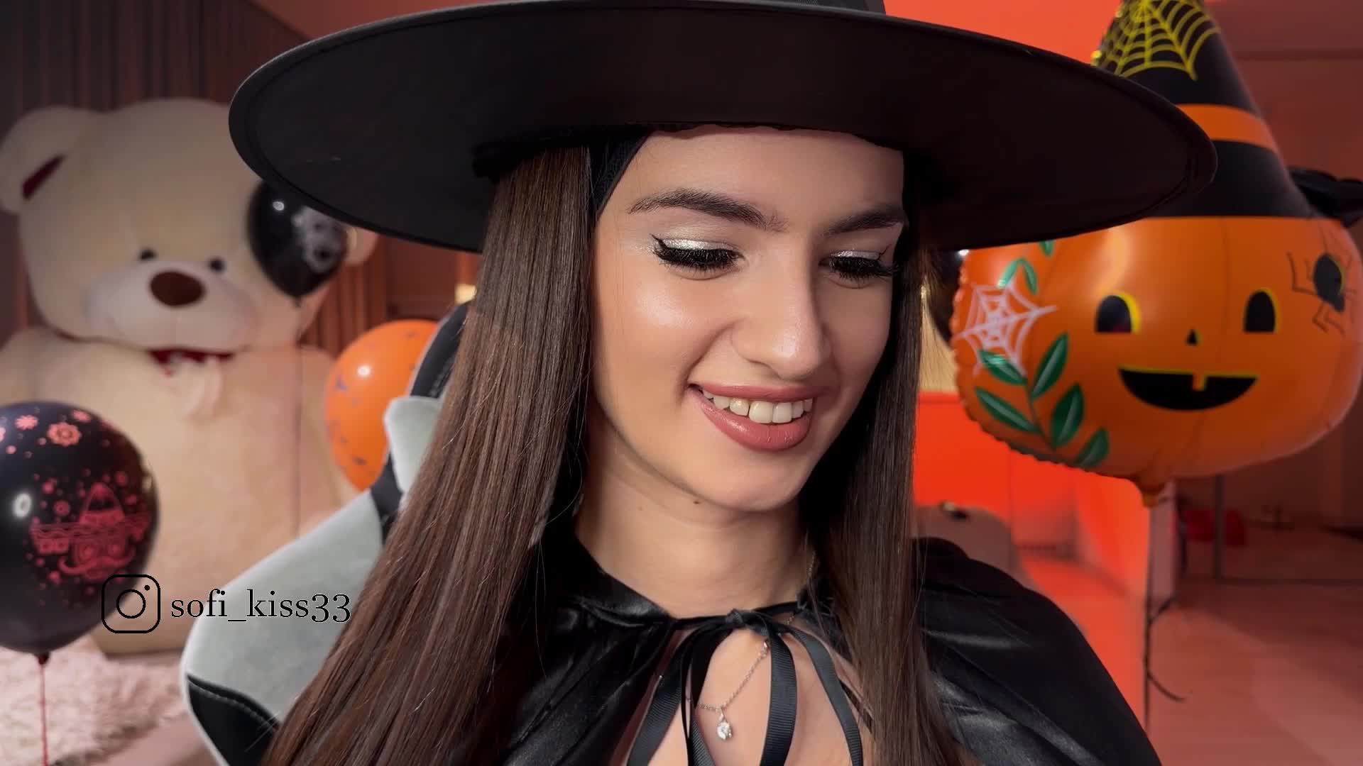 Sofi-Mi Live Sex December 17, 2025