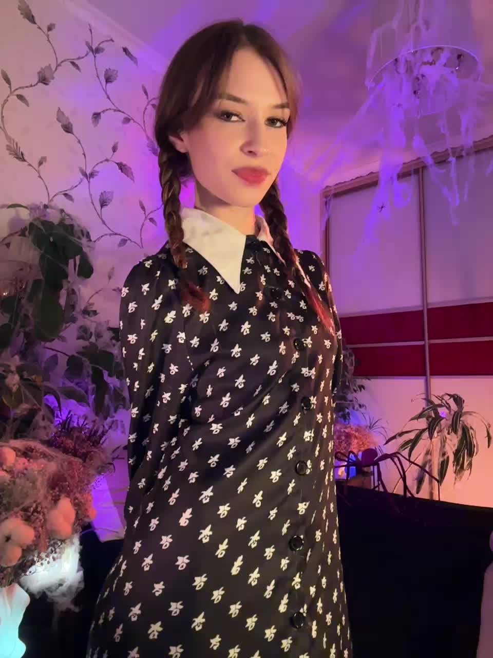 WednesdayFridayAddams Live Sex December 13, 2025