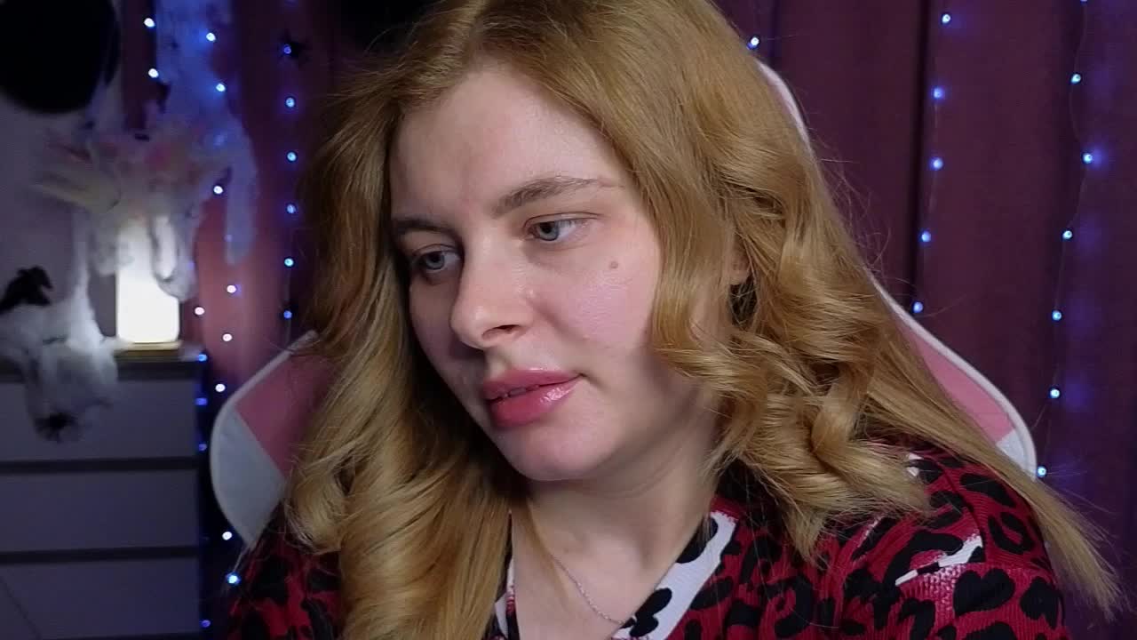 Venus_ Live Sex December 14, 2025