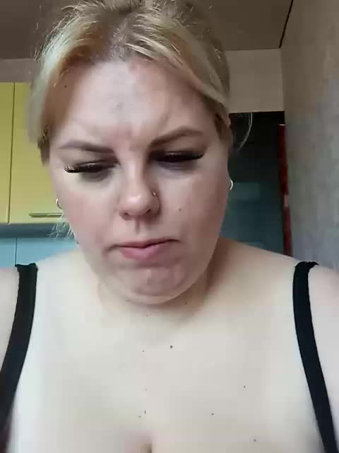 blondy_girl1499 Live Sex December 13, 2025