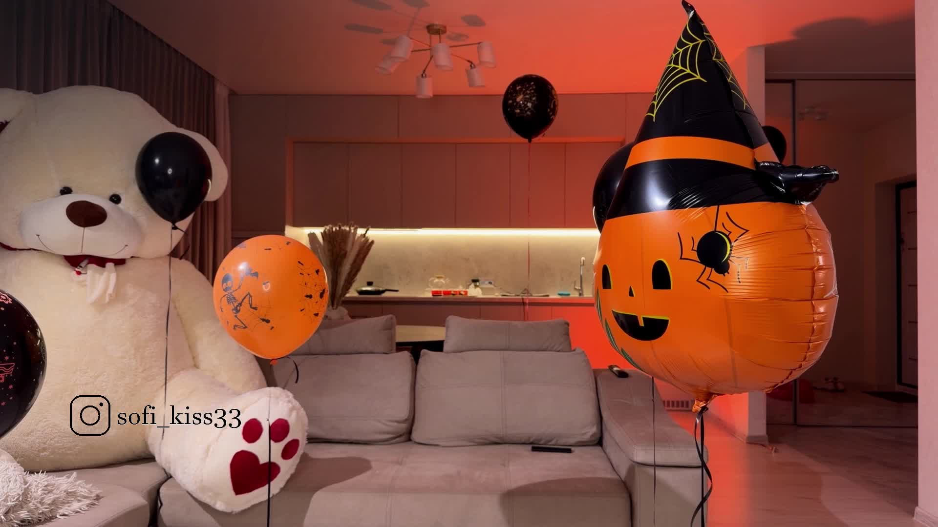 Sofi-Mi Live Sex December 17, 2025