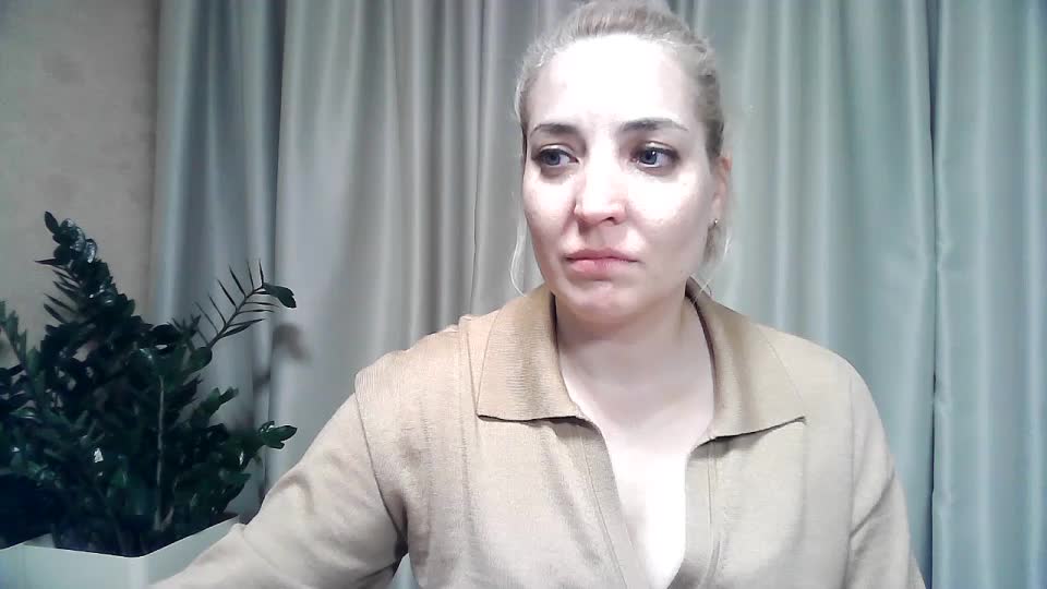 mariska-kiska Live Sex December 14, 2025