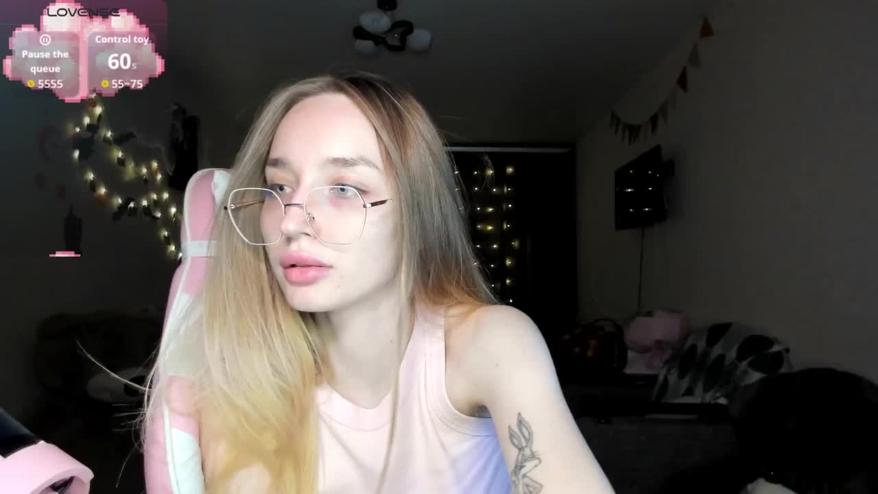 Polikinesis Live Sex December 17, 2025