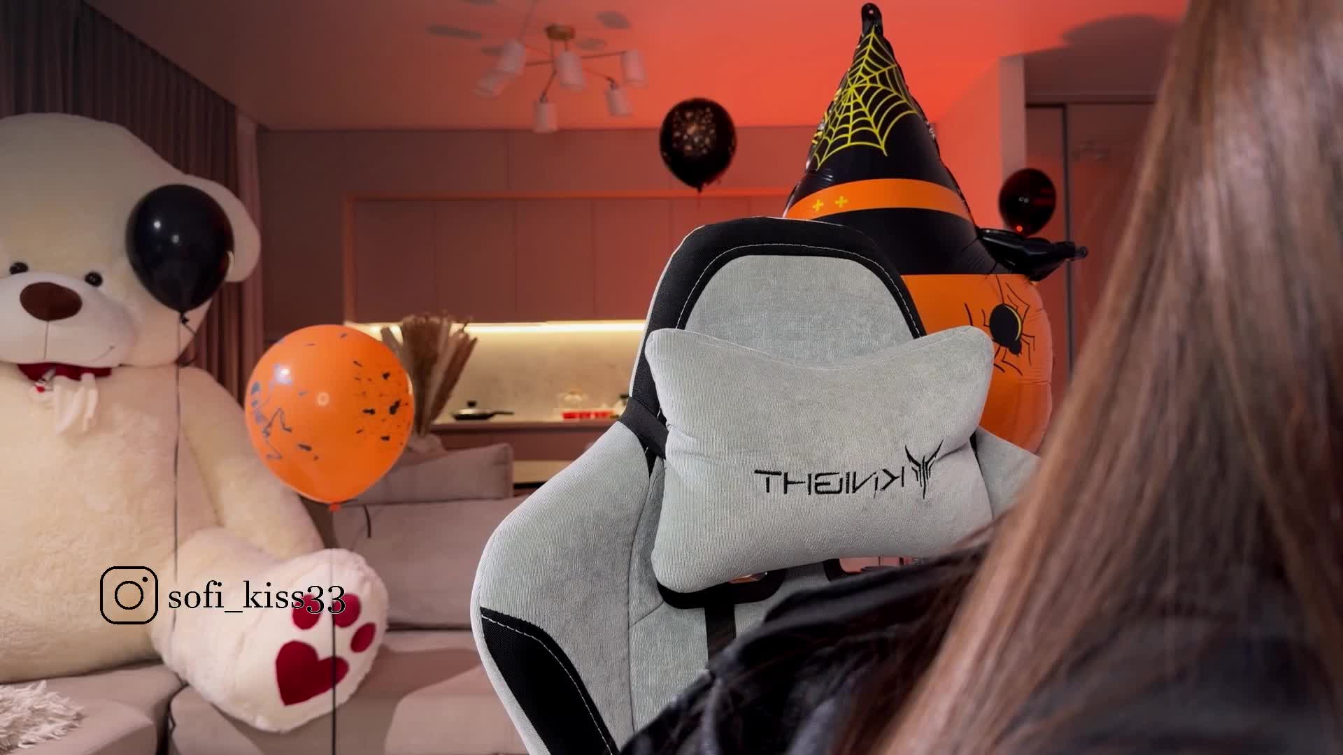 Sofi-Mi Live Sex December 17, 2025