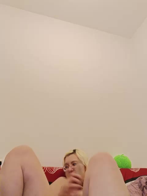 Vika211 Live Sex December 17, 2025