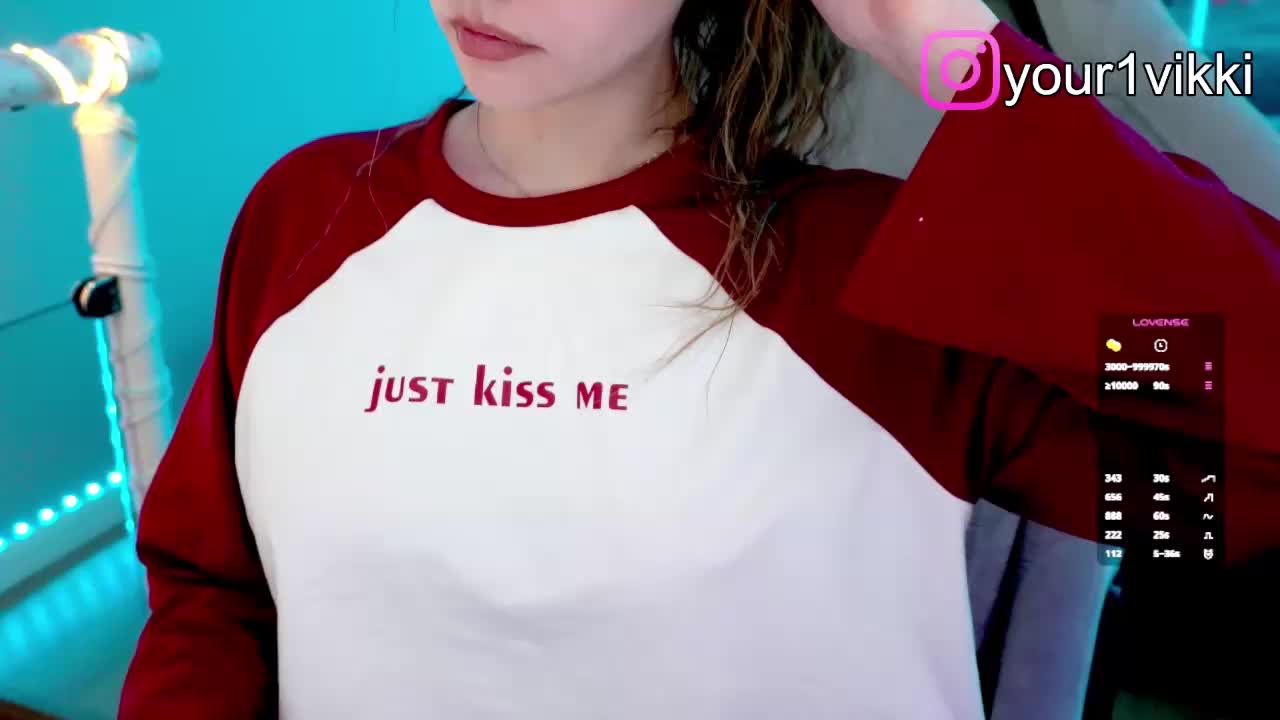 VikkiExtraCheese Live Sex December 17, 2025