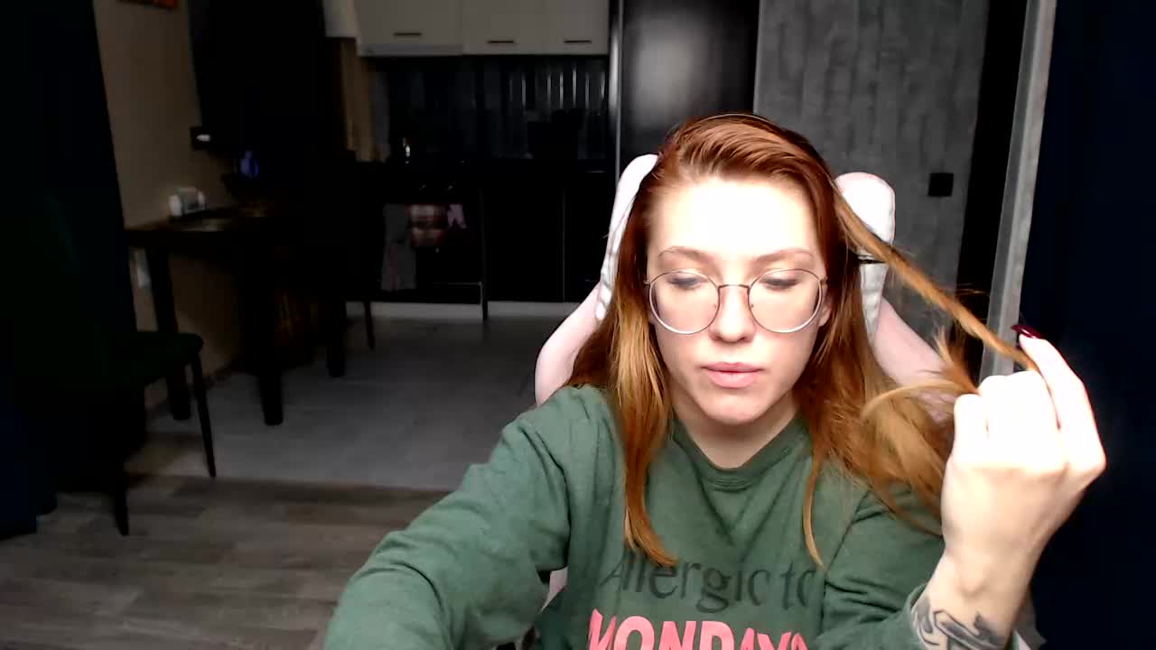 Regimasmile Live Sex December 13, 2025