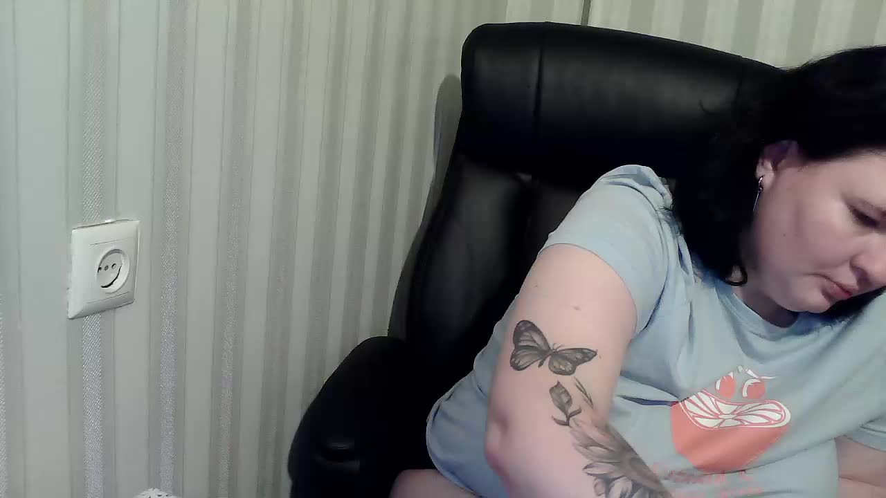 XLisaBlueX Live Sex December 13, 2025