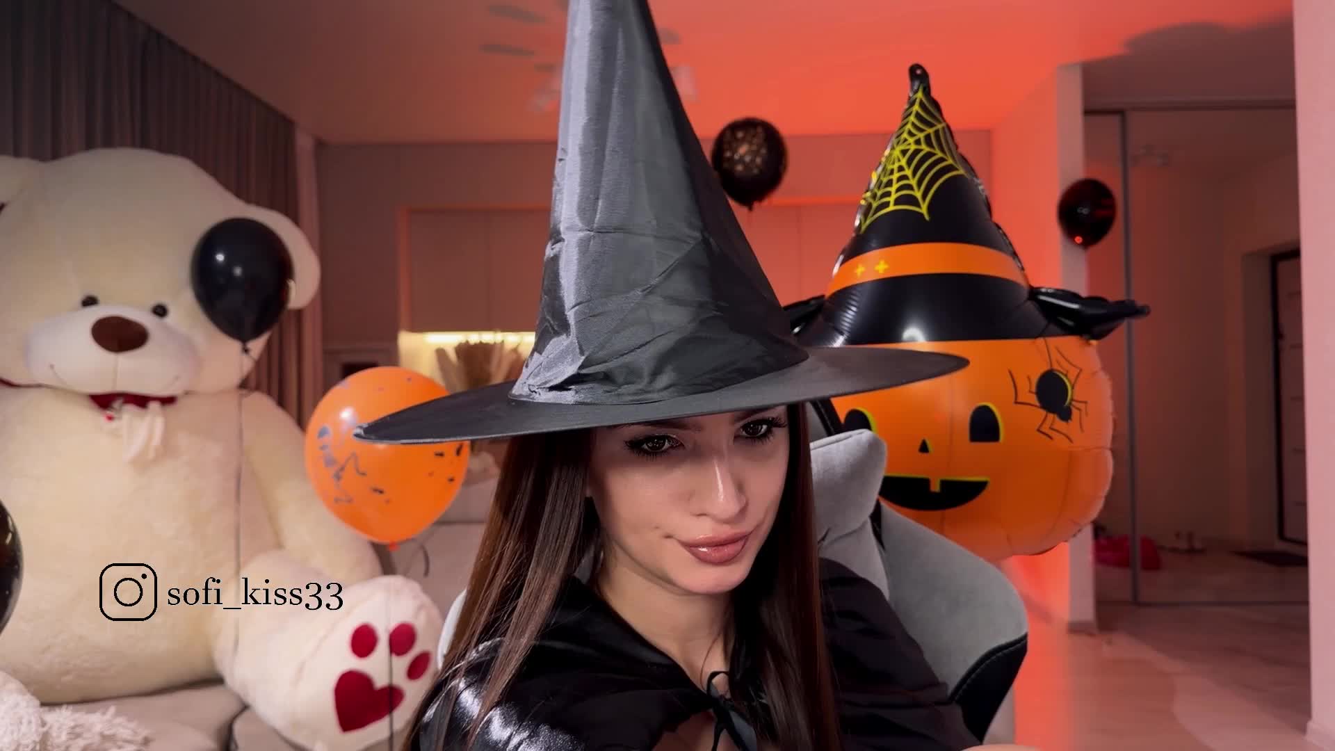 Sofi-Mi Live Sex December 17, 2025