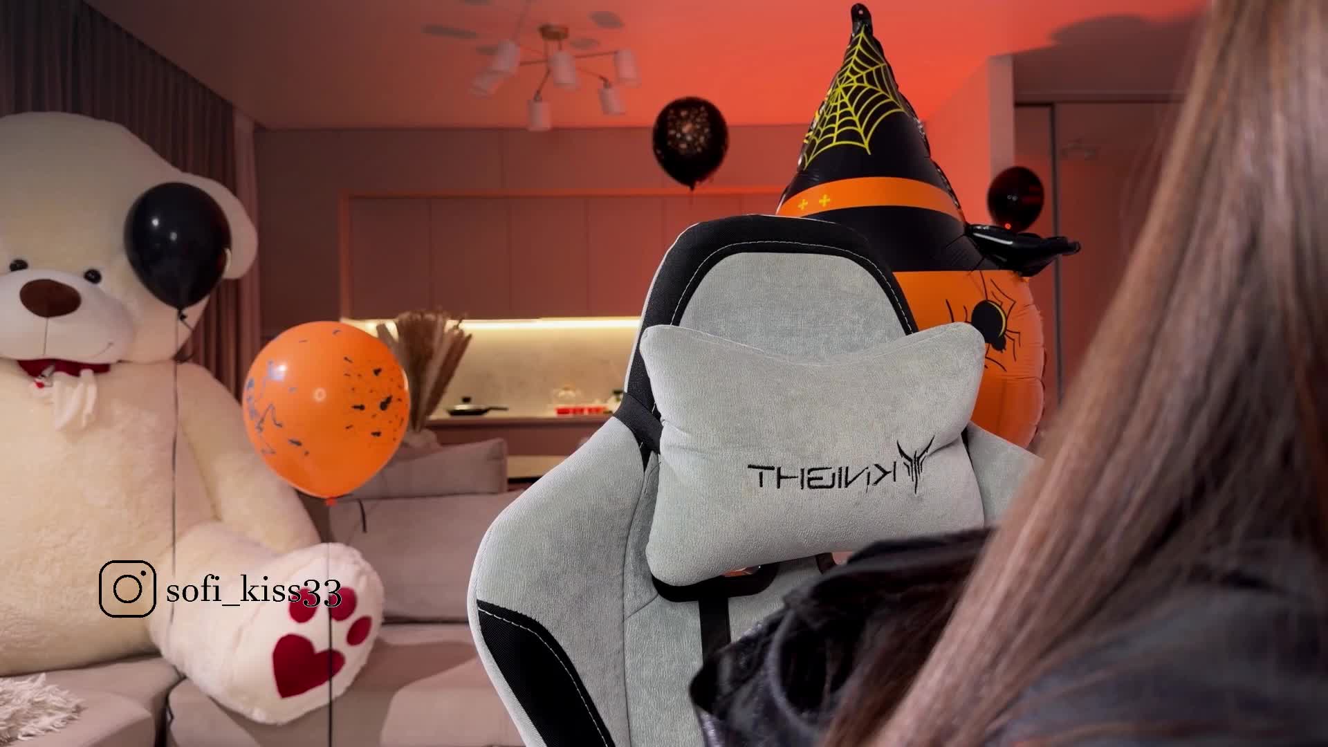 Sofi-Mi Live Sex December 17, 2025