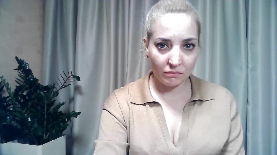 mariska-kiska Live Sex December 13, 2025