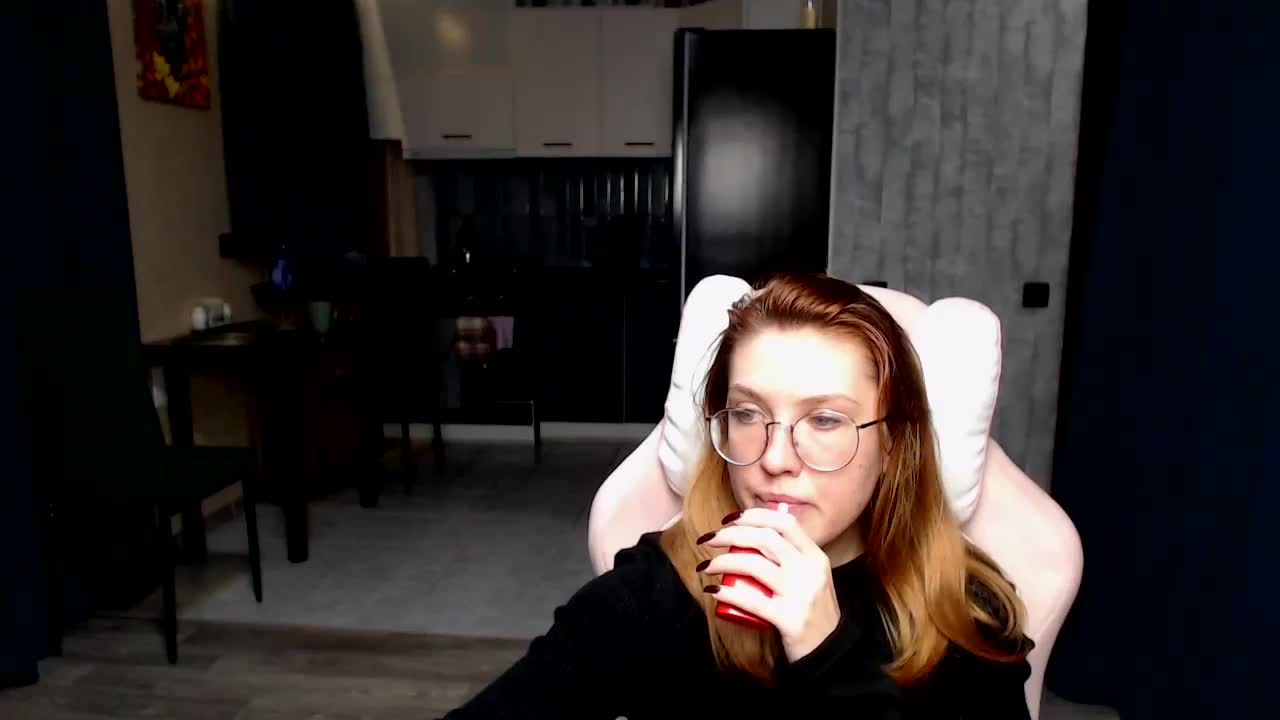 Regimasmile Live Sex December 13, 2025