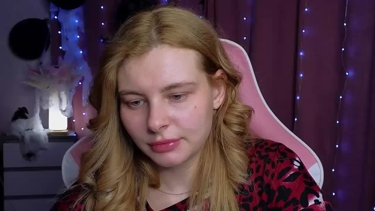 Venus_ Live Sex December 14, 2025