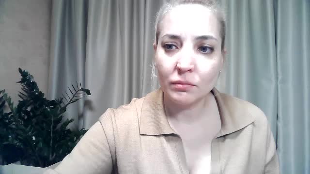 mariska-kiska Live Sex December 13, 2025