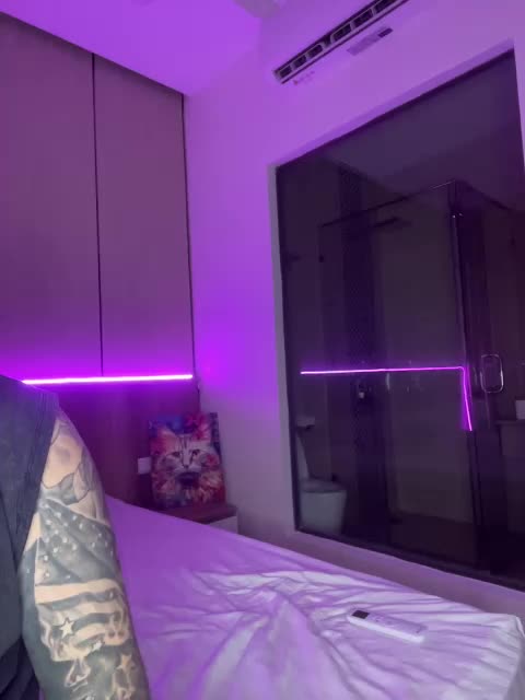 Twins666 Live Sex December 14, 2025