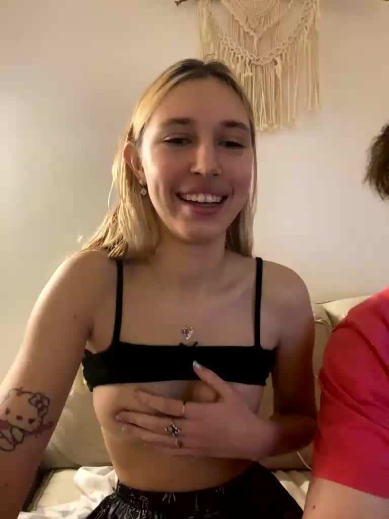 lina_wap Live Sex December 19, 2025