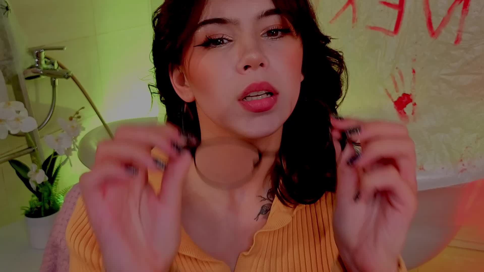 CoralineJones Live Sex December 17, 2025