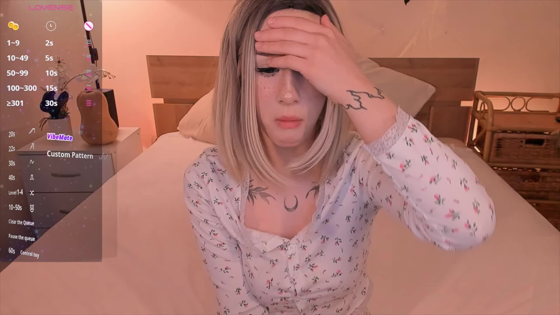 Necucubi Live Sex December 17, 2025