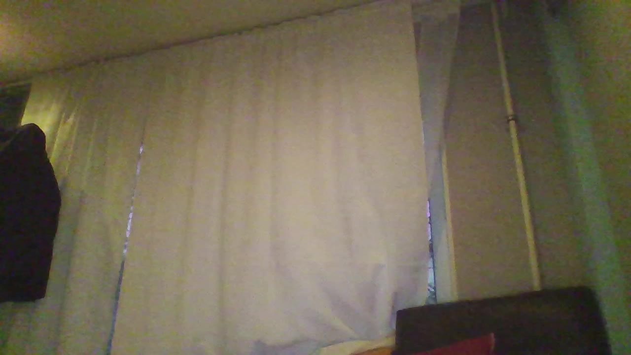 Hotredhead01 Live Sex December 13, 2025