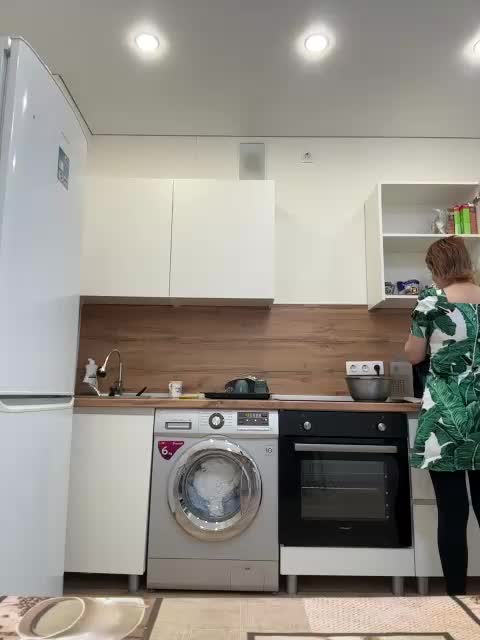 vik77777A Live Sex December 13, 2025