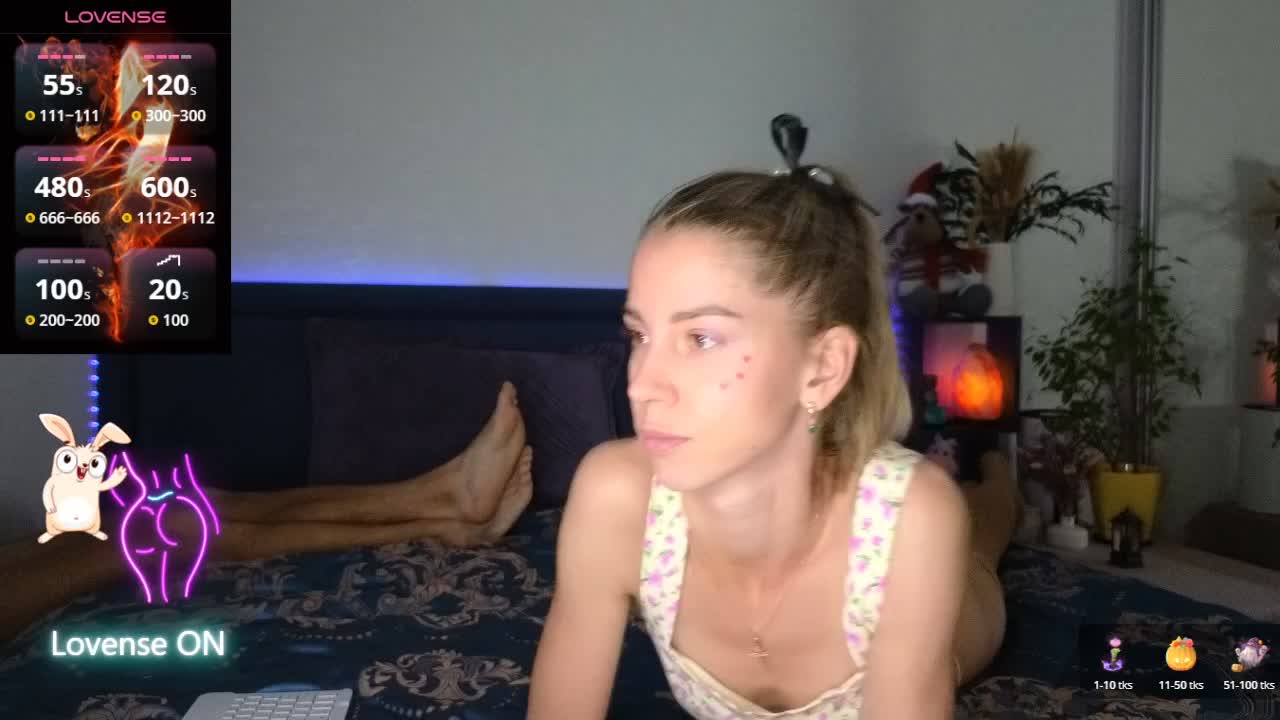 Couple_Twix Live Sex December 13, 2025