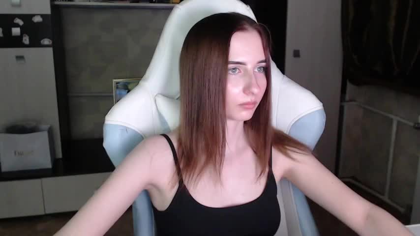 Cutti_Crystal Live Sex November 1, 2025