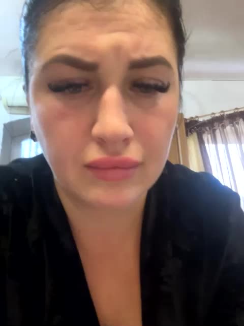 Ju--lia Live Sex November 1, 2025