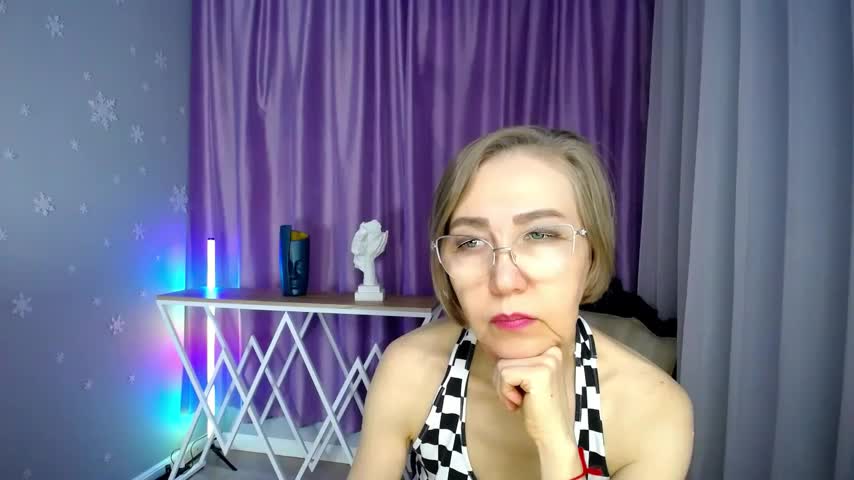 queen_a_n_i Live Sex December 13, 2025