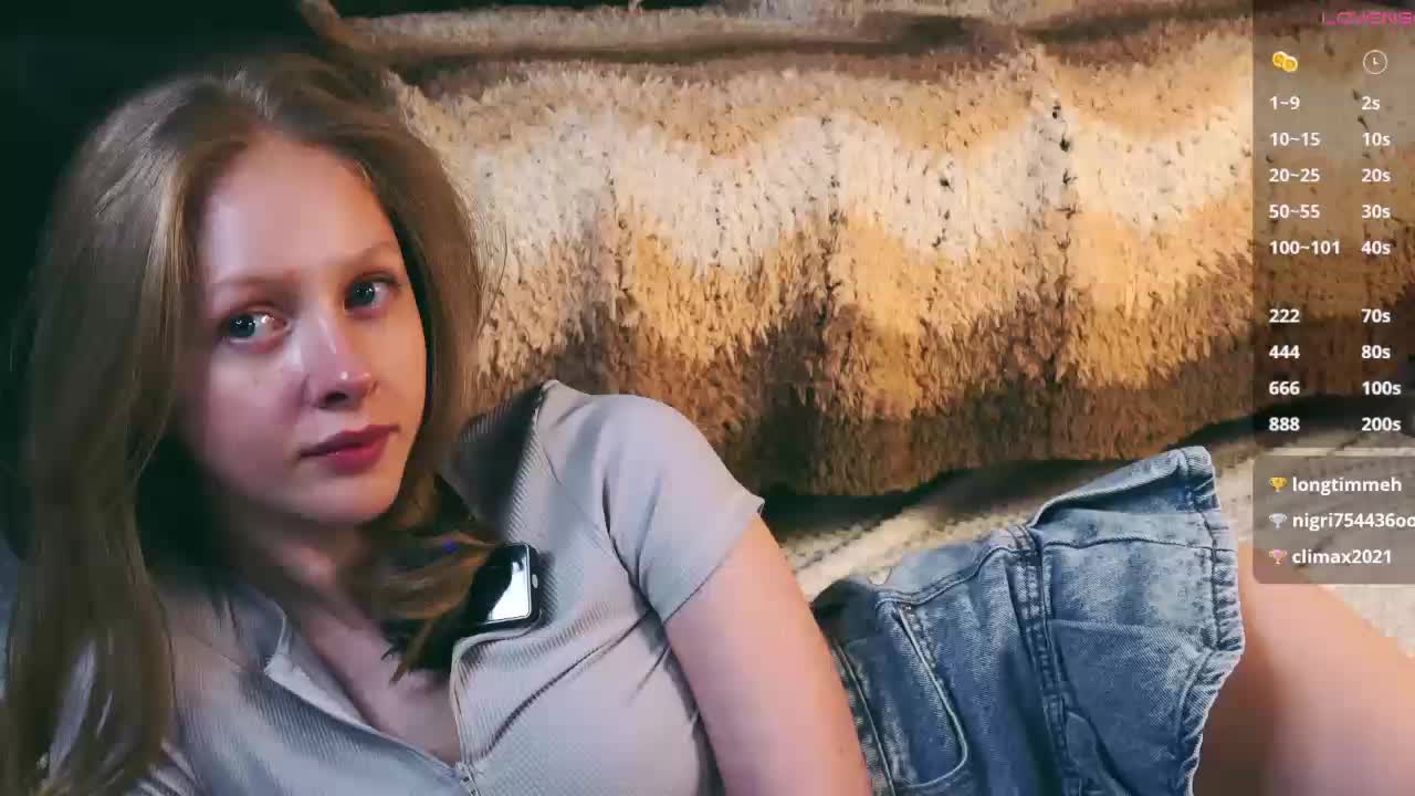 MiaVebes Live Sex December 13, 2025