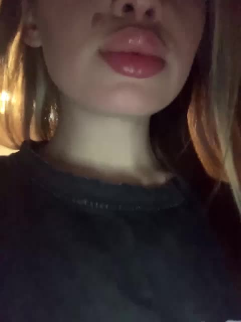 Polichkaaaa Live Sex December 14, 2025