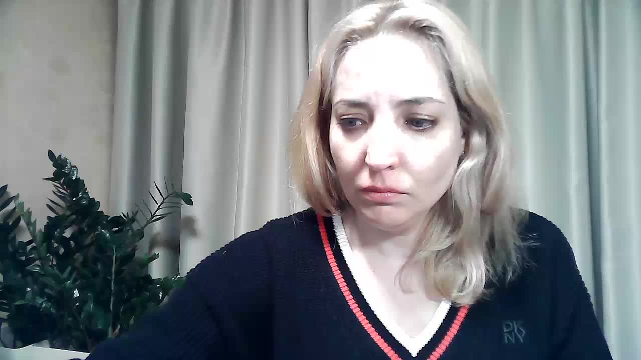 mariska-kiska Live Sex December 13, 2025