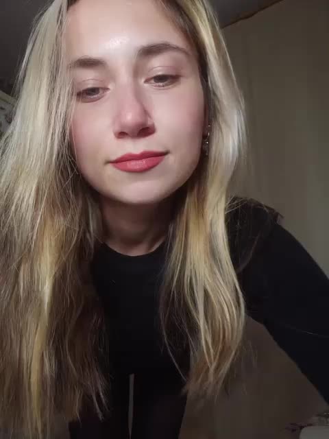 MilkyGirl Live Sex December 13, 2025