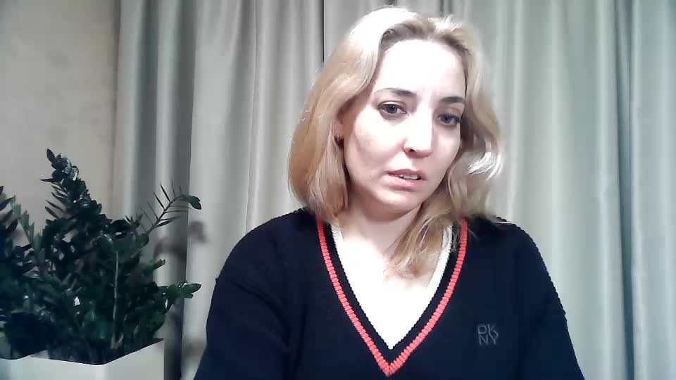 mariska-kiska Live Sex December 13, 2025