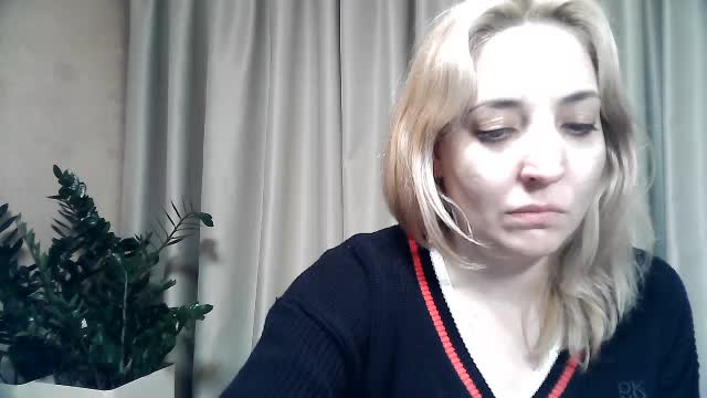 mariska-kiska Live Sex December 13, 2025