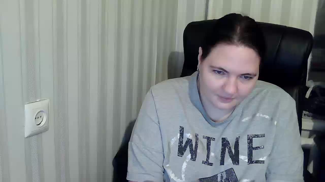 XLisaBlueX Live Sex December 13, 2025