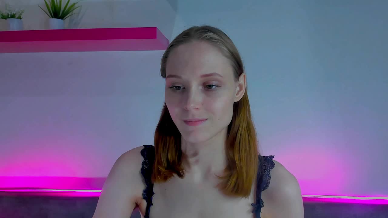 GinaLovely Live Sex December 17, 2025