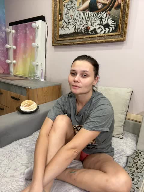 _Milashka_ Live Sex December 17, 2025