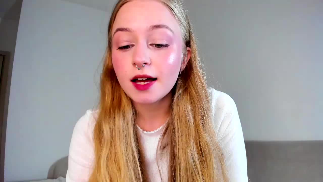 MiaMeowa Live Sex December 14, 2025