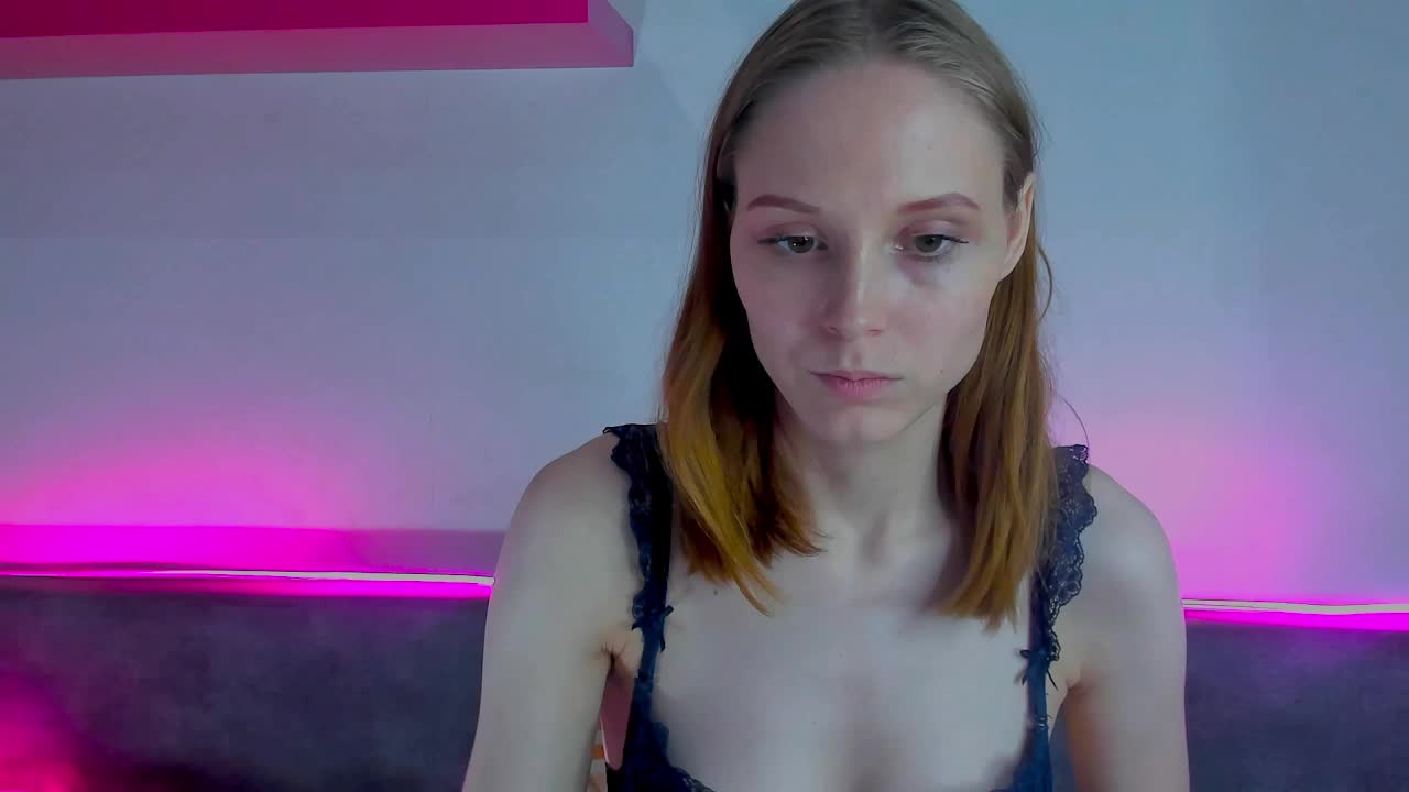 GinaLovely Live Sex December 17, 2025