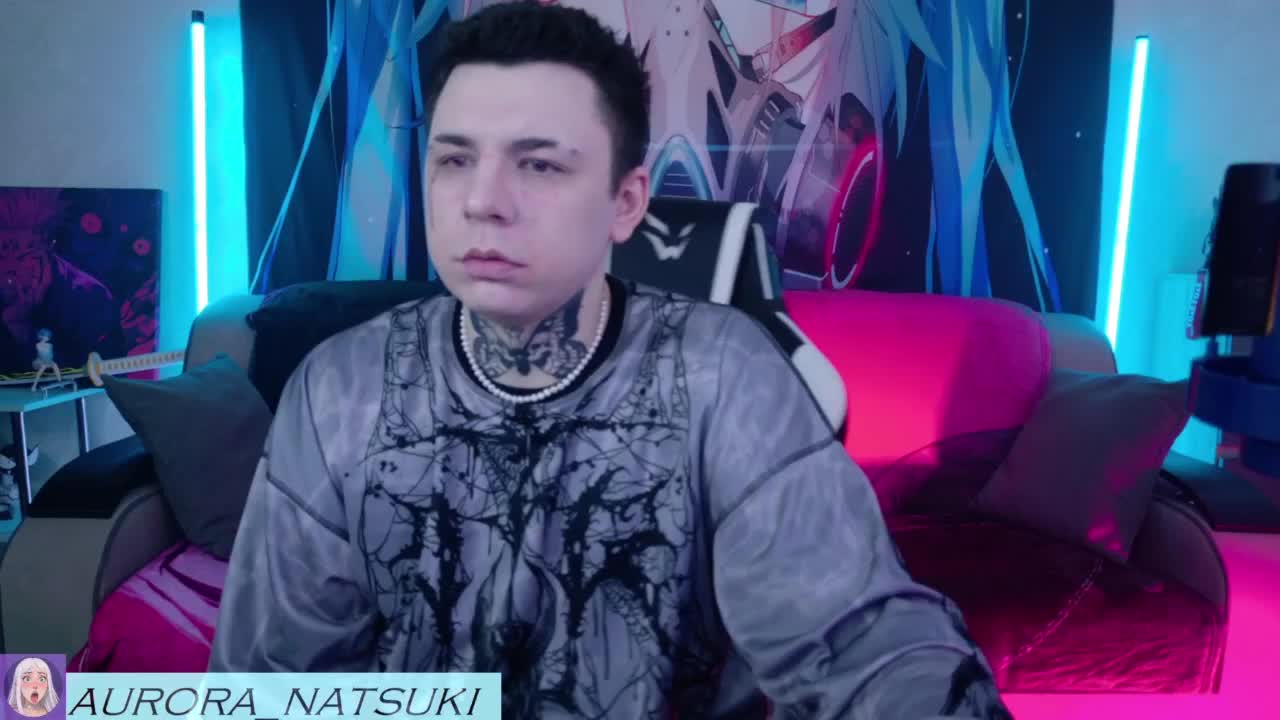 Aurora-Natsuki Live Sex December 13, 2025