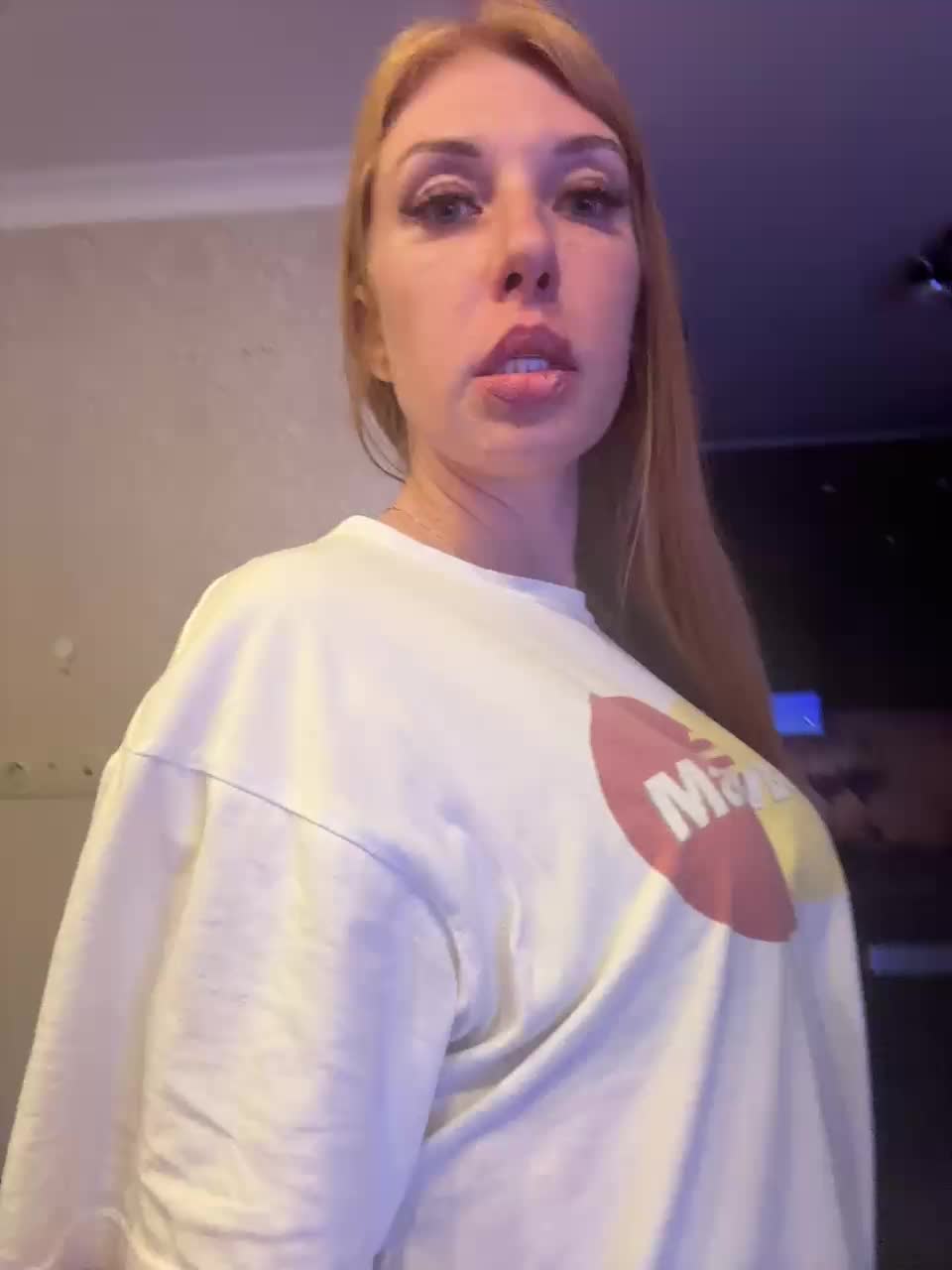 AnnaMaks12 Live Sex 2025.11.02