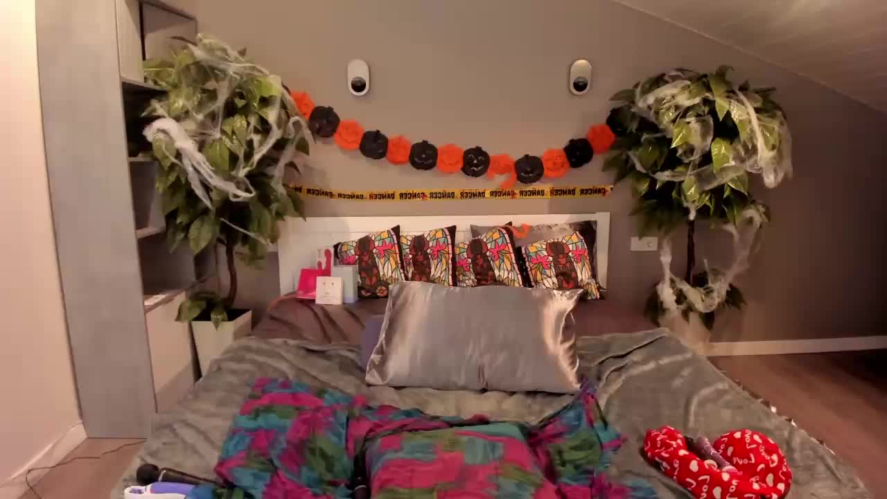 VeronikaNew Live Sex December 13, 2025