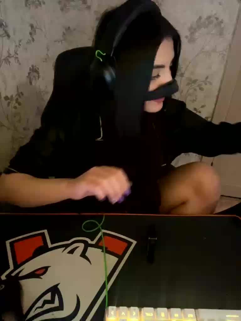 Aloeloea Live Sex December 13, 2025