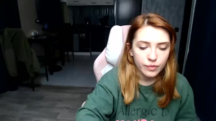 Reginasmilee Live Sex December 17, 2025