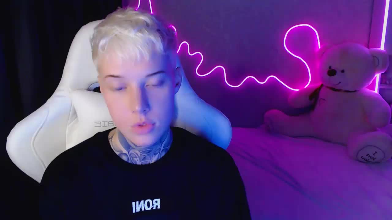 tezes Live Sex November 2, 2025