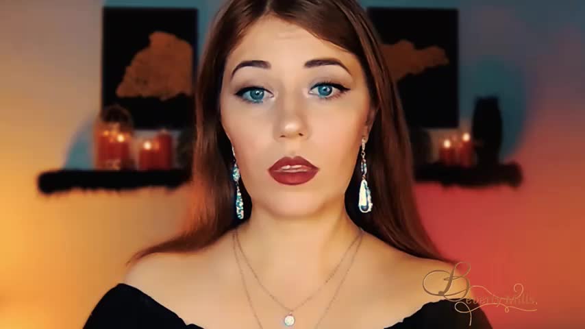 MissBeverlyMills Live Sex November 2, 2025