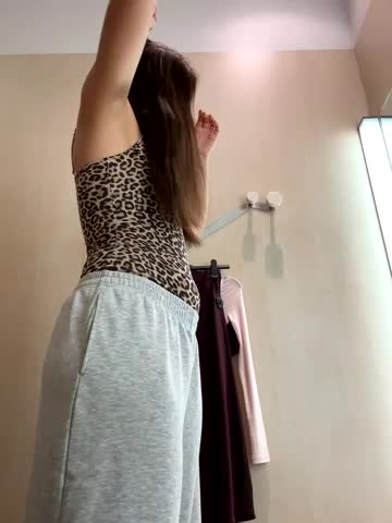 AngelinaTeller Live Sex December 13, 2025