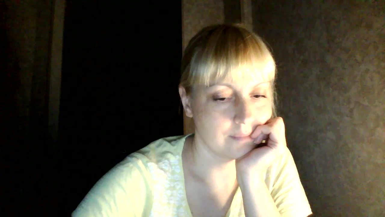 krisss2016 Live Sex December 12, 2025