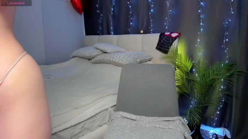 Kimmy_powell Live Sex 2025.11.02